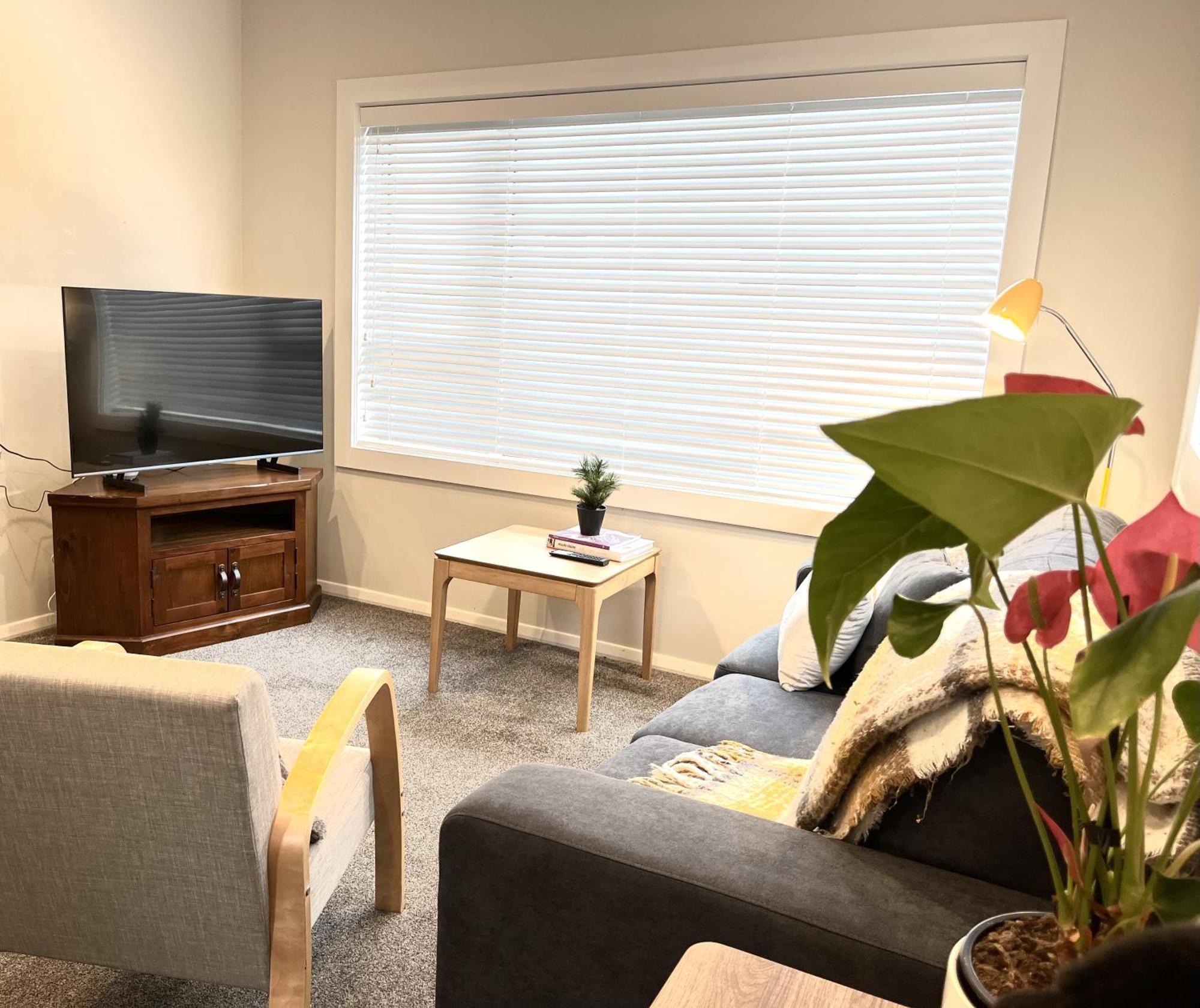 Holiday Home Close To Beach Private Parking Dunedin Exteriör bild